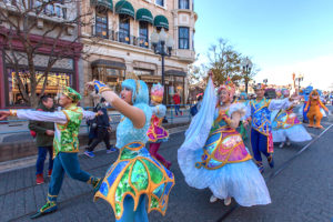 東京ディズニーランド テーマパークで見られるパレード・ダンス専門学校のコラム